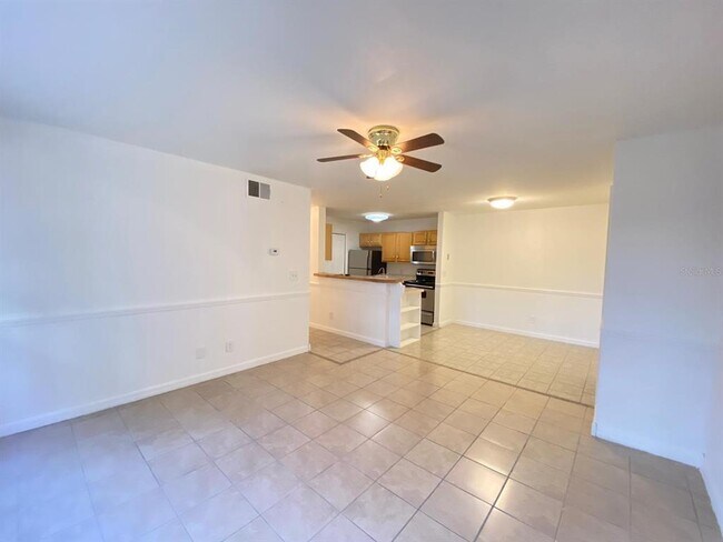 Building Photo - 6166 Westgate Dr