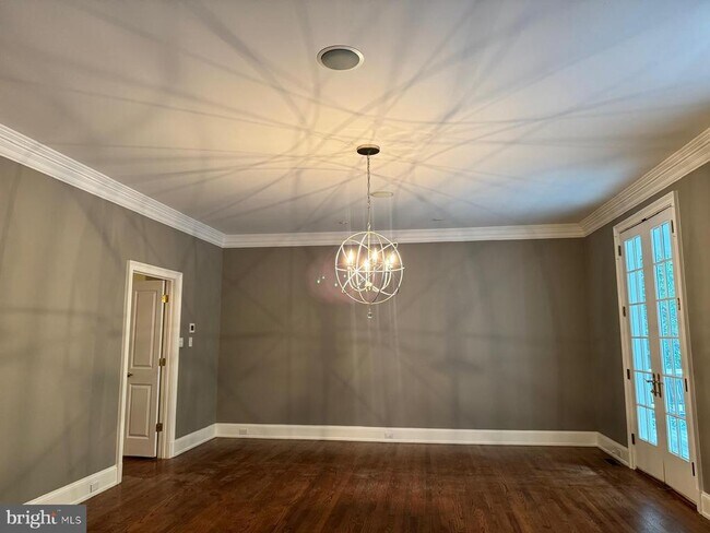Building Photo - 10856 Patowmack Dr