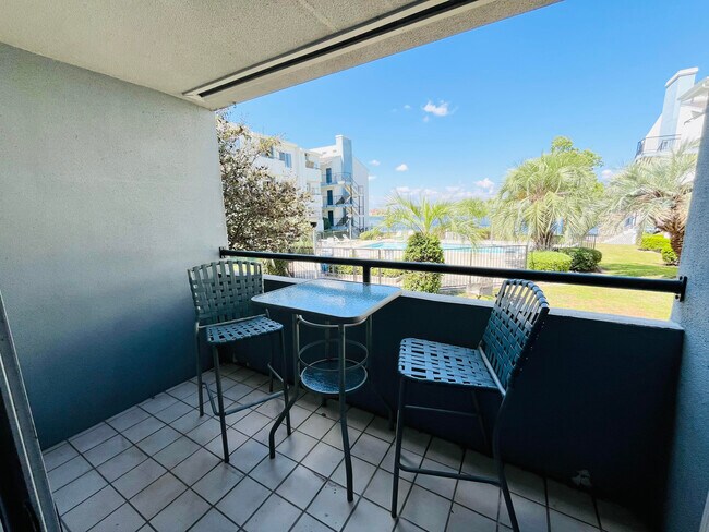 Building Photo - 1490 Harbor Dr