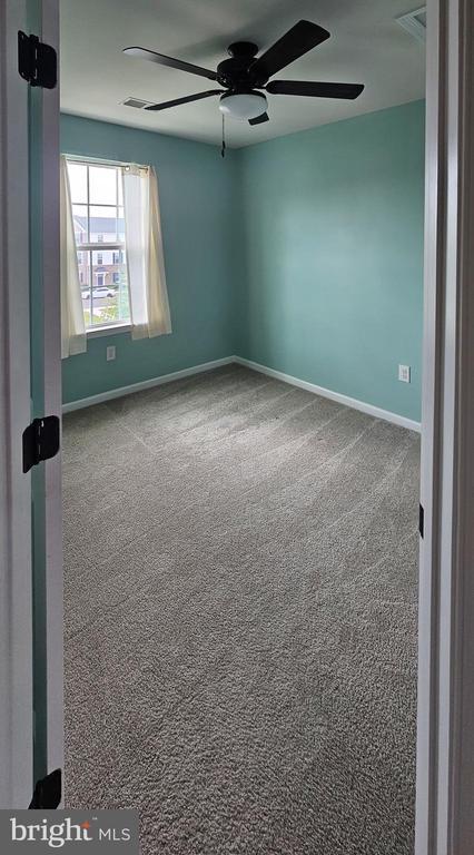 Building Photo - 251 Compass Dr