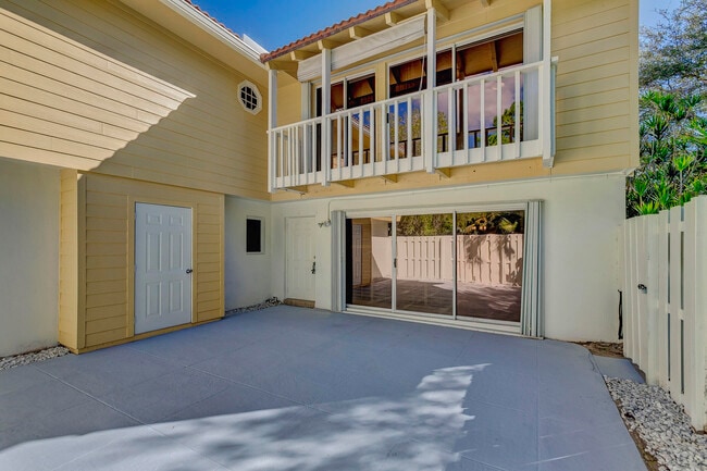 Building Photo - 246 Seabreeze Cir