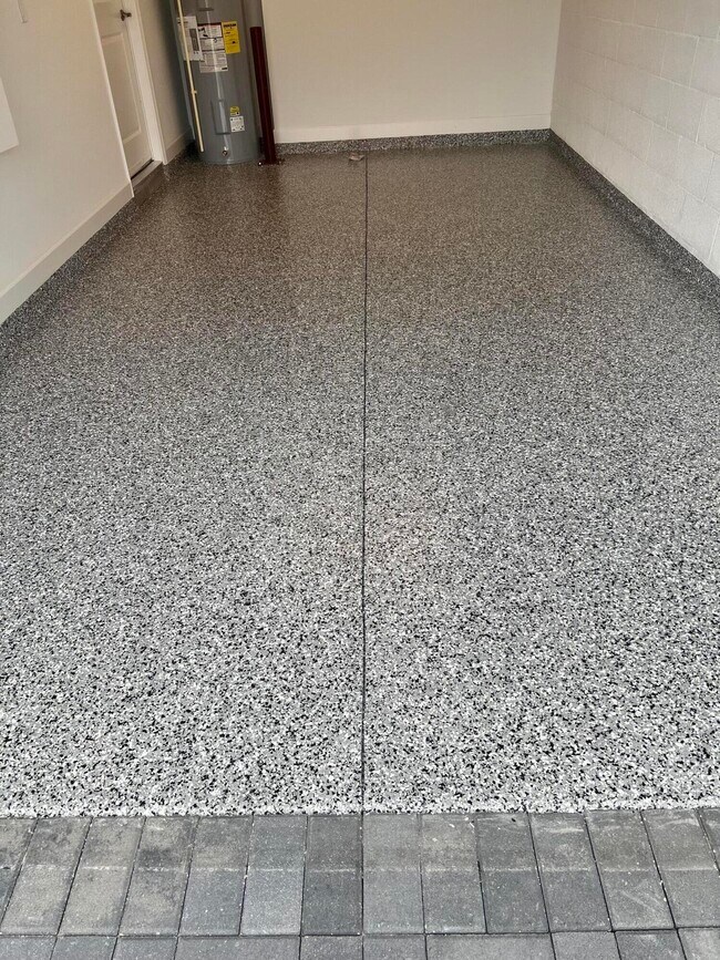 Building Photo - 13840 Hero Path
