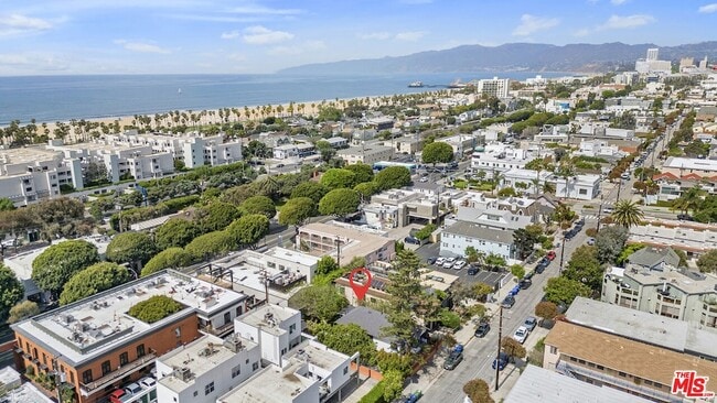 Building Photo - 2650 2nd St