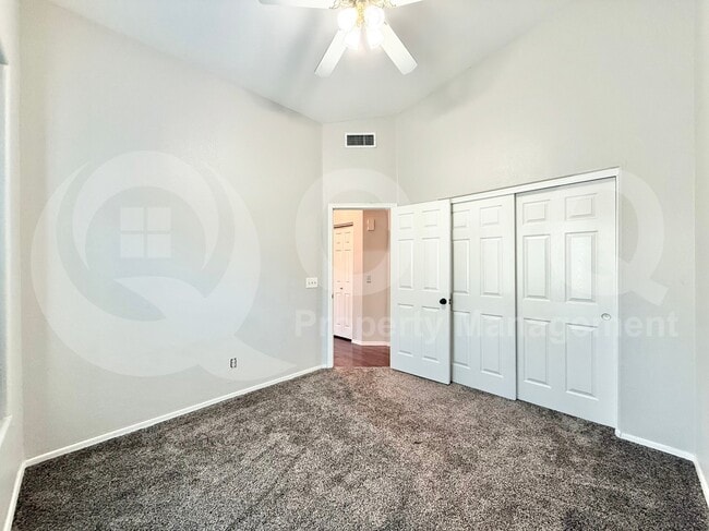 Building Photo - 1822 1822 South 39th St
