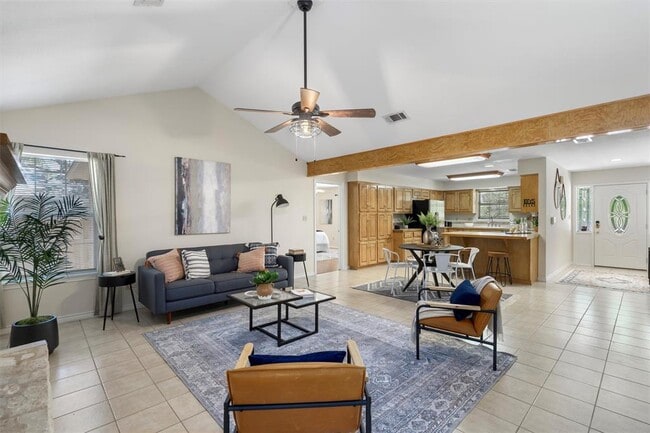 Building Photo - 27 Deer Ridge Rd