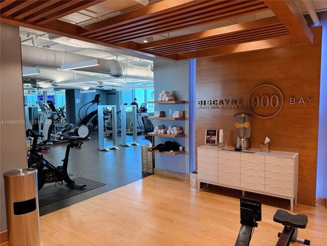 Building Photo - 900 Biscayne Blvd