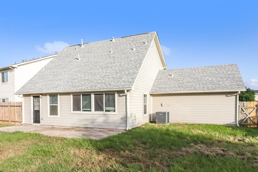 Building Photo - 7431 Leightonfield Ct
