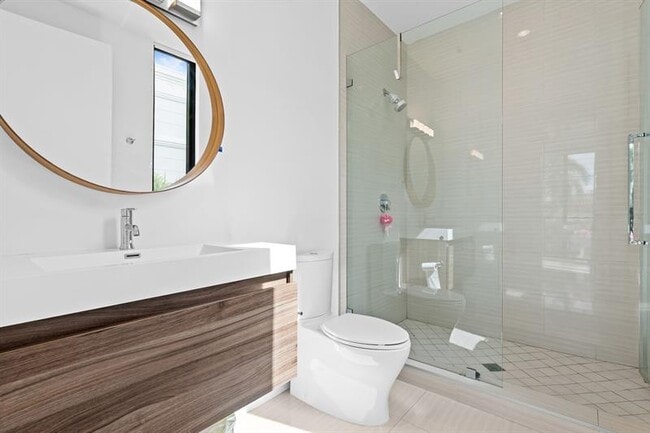 Building Photo - 60 Hendricks Isle