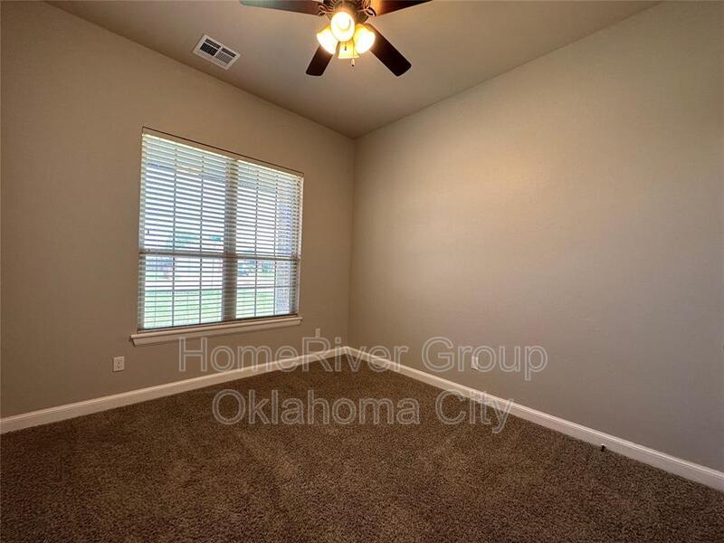 Building Photo - 9209 Misty Ln