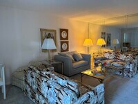 Building Photo - 132 Newport I