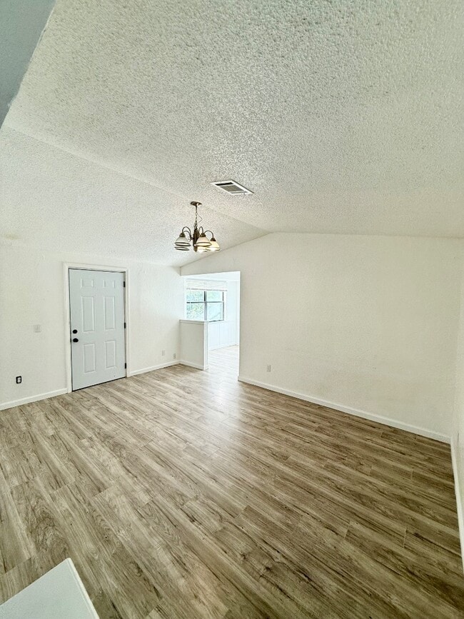 Building Photo - 8613 S Independence Ave