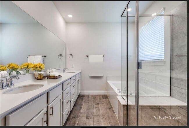 Building Photo - 6224 Cheshire St