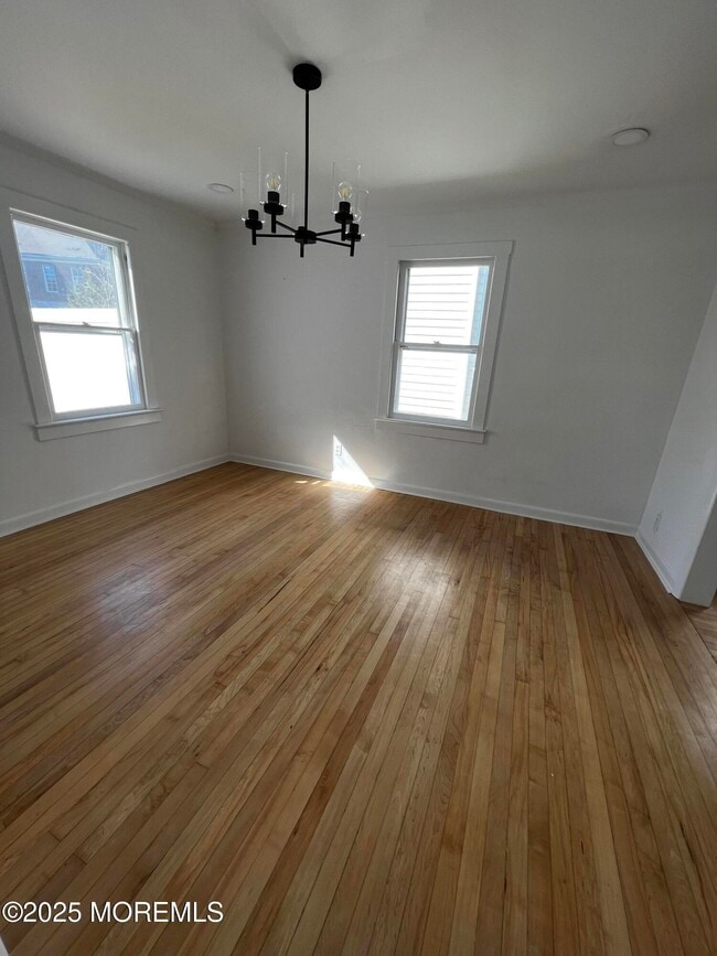 Building Photo - 205 Locust Ave