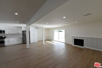 Building Photo - 3125 Jacinto Ave
