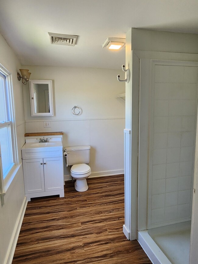 Building Photo - 53 Liberty Ln