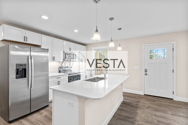 Building Photo - 2506 Turnpike Rd