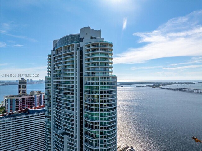 Building Photo - 1643 Brickell Ave