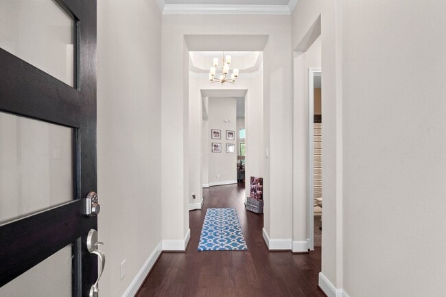 Building Photo - 2210 Bristlegrass Dr