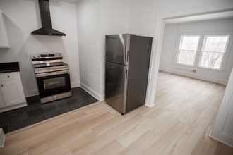 Building Photo - 1388 W 83rd St