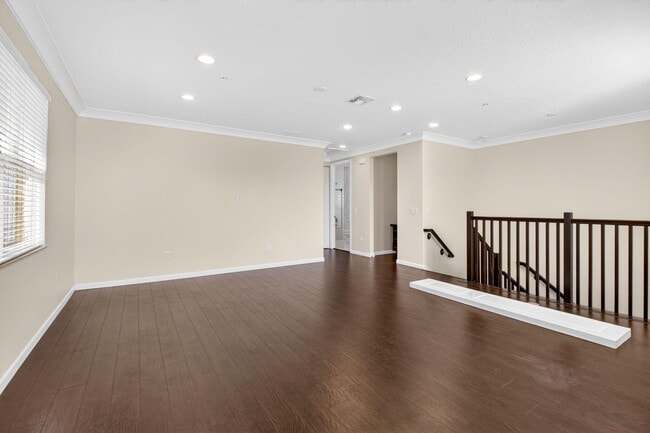 Building Photo - 4920 NW 15th Ave