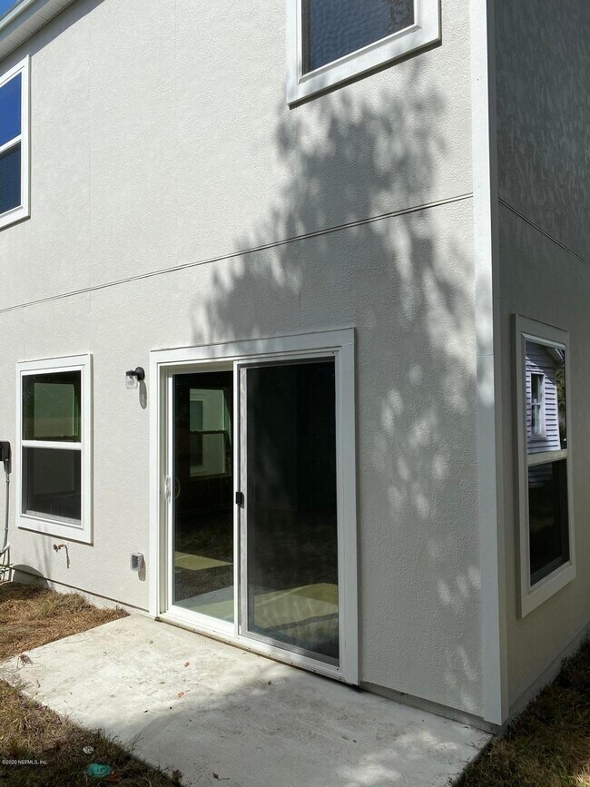 Building Photo - 2312 Wooddale St