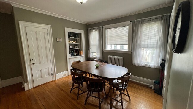 Building Photo - 665 Central Ave