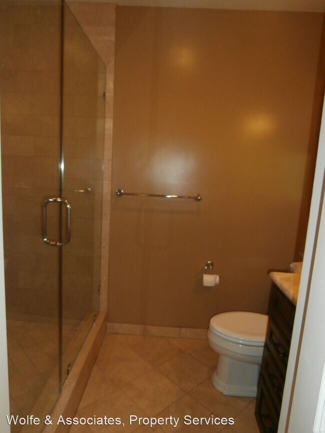 Building Photo - 3 br, 2 bath House - 1595 Miramar Lane