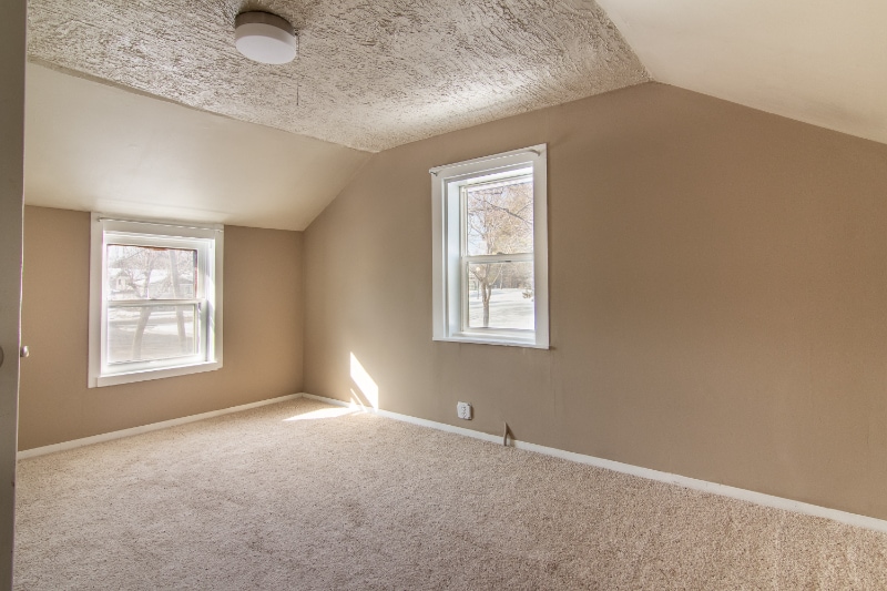 Building Photo - 1038 Summer St NE