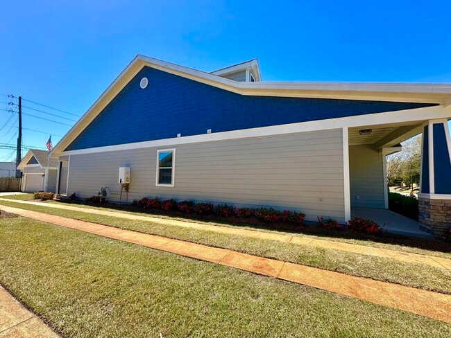 Building Photo - 834 Cannon Ln