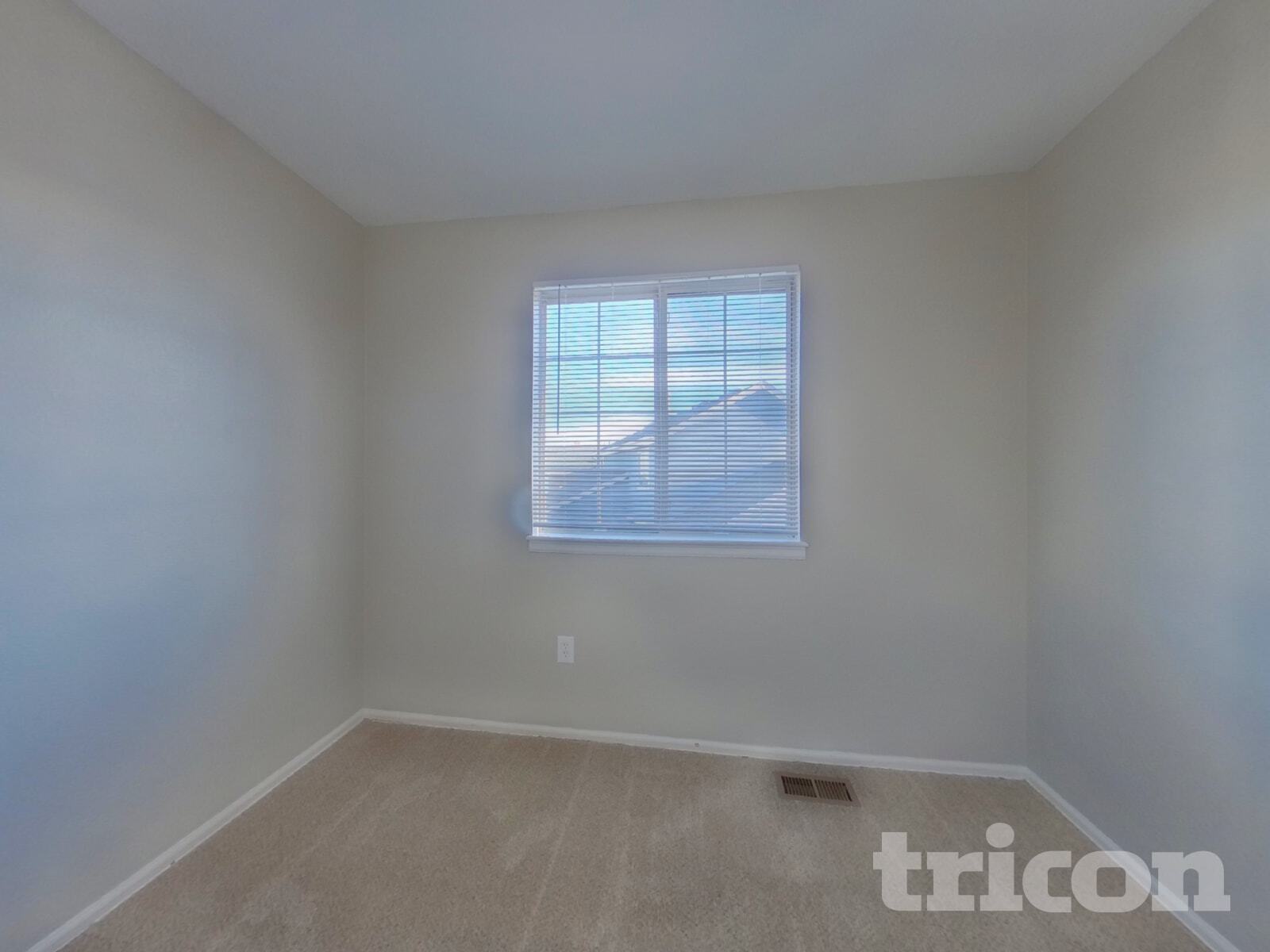 Building Photo - 1448 Sunnyside St