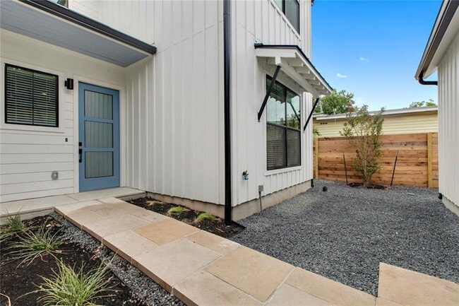 Building Photo - 7512 Delafield Ln