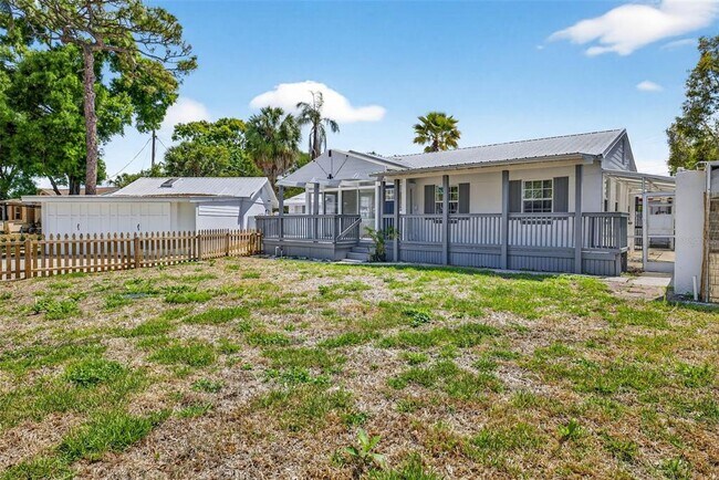 Building Photo - 3620 E Tampa Cir