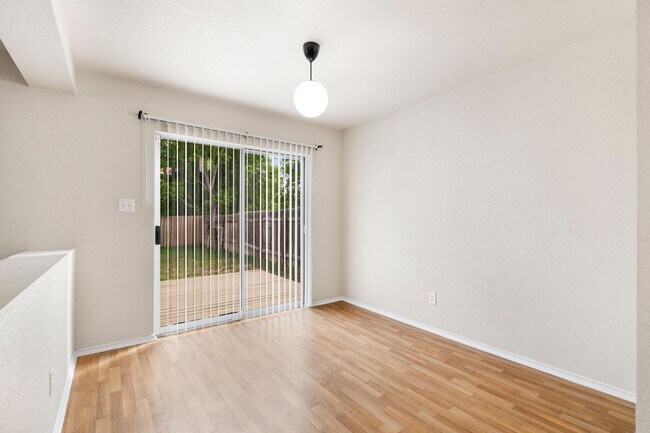 Building Photo - 10034 Southern Sun