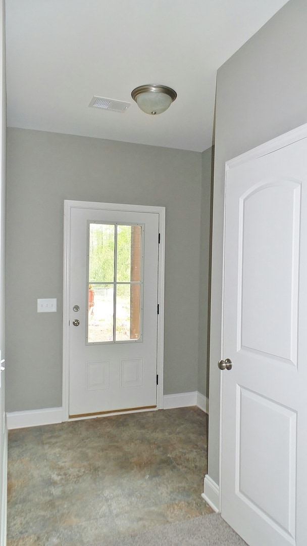 Building Photo - Home with Private Back Yard Available For ...