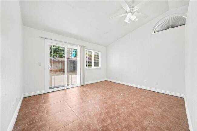 Building Photo - 8408 Silver Run Way