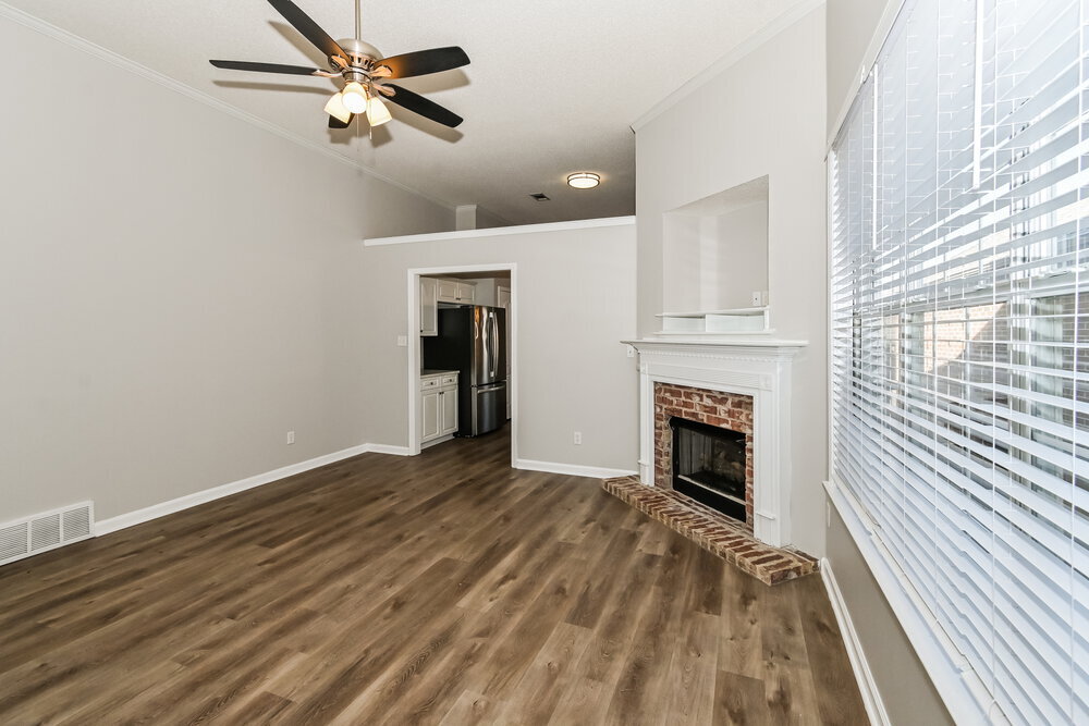 Building Photo - 8698 Macon Rd