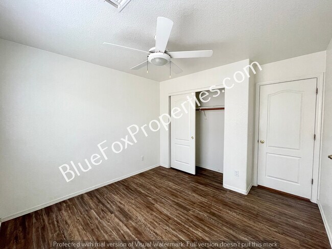 Building Photo - 3117 S Nastar Dr