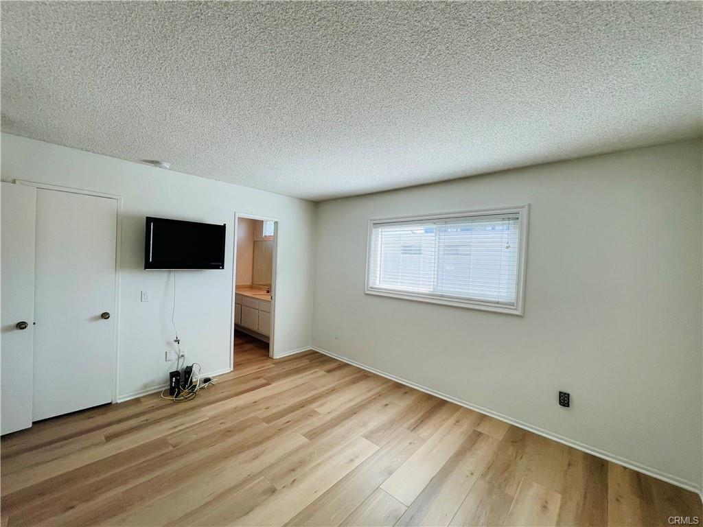 Secondary Suite - 10201 Mason Ave