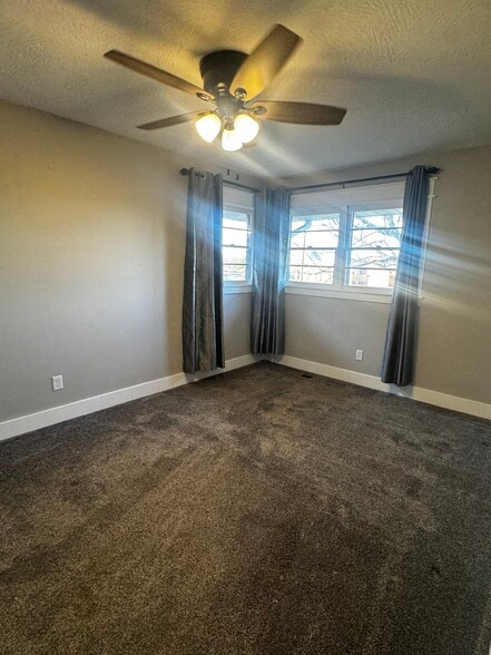 Bedroom 3 - 4018 W Weaver Rd