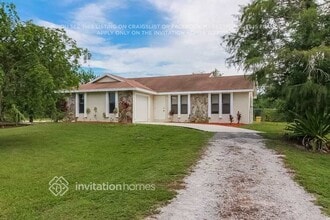Building Photo - 16888 E Aquaduct Dr