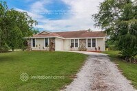 Building Photo - 16888 E Aquaduct Dr