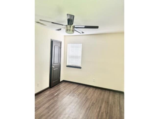 Building Photo - *****3 BEDROOM IN CASA RIDGE HEIGHTS-MESQU...