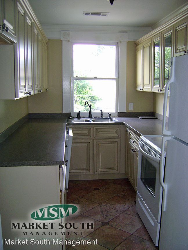 Building Photo - 2 br, 1 bath House - 540 B E. Gaston