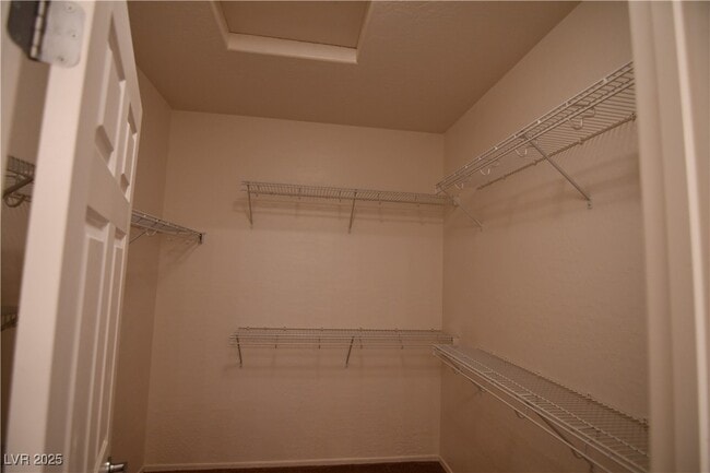 Building Photo - 3617 Kittiwake Rd