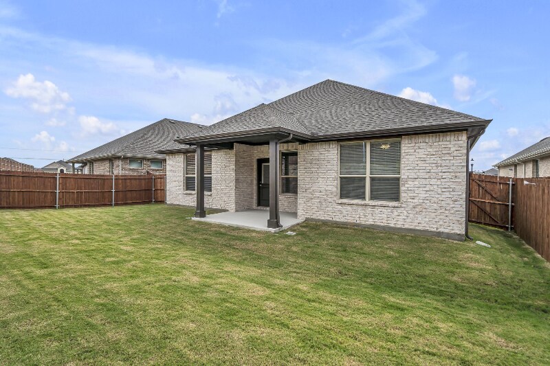 Building Photo - 3024 Somerset Pl