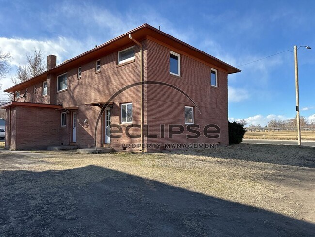 Building Photo - 1823 Gunnison Ave