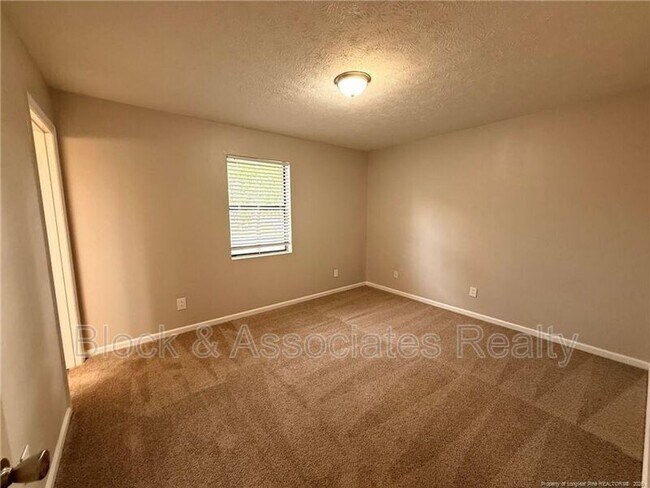 Building Photo - 4033 Professional Dr
