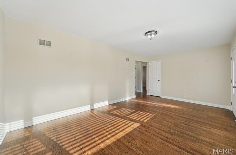 Building Photo - 7625 General Sheridan Ln