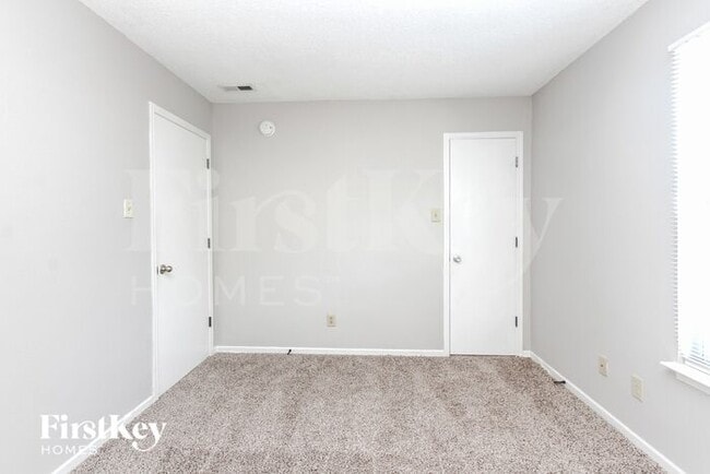 Building Photo - 2808 Redland Ln