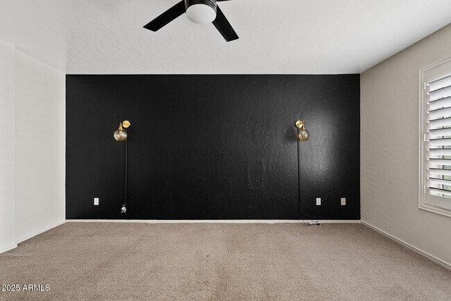 Building Photo - 861 W Shellfish Dr